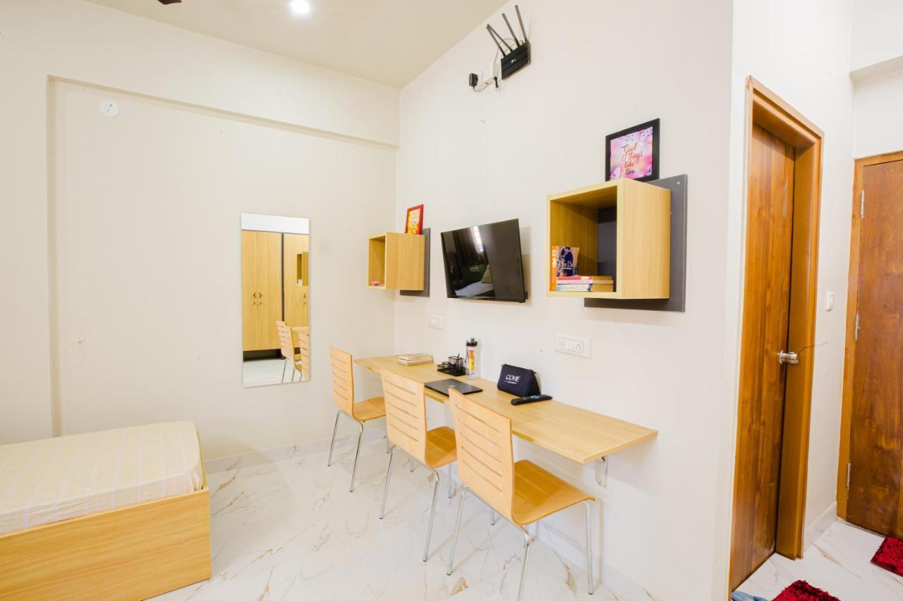 Covie Bannergatta 185 Hostel Bangalore Buitenkant foto